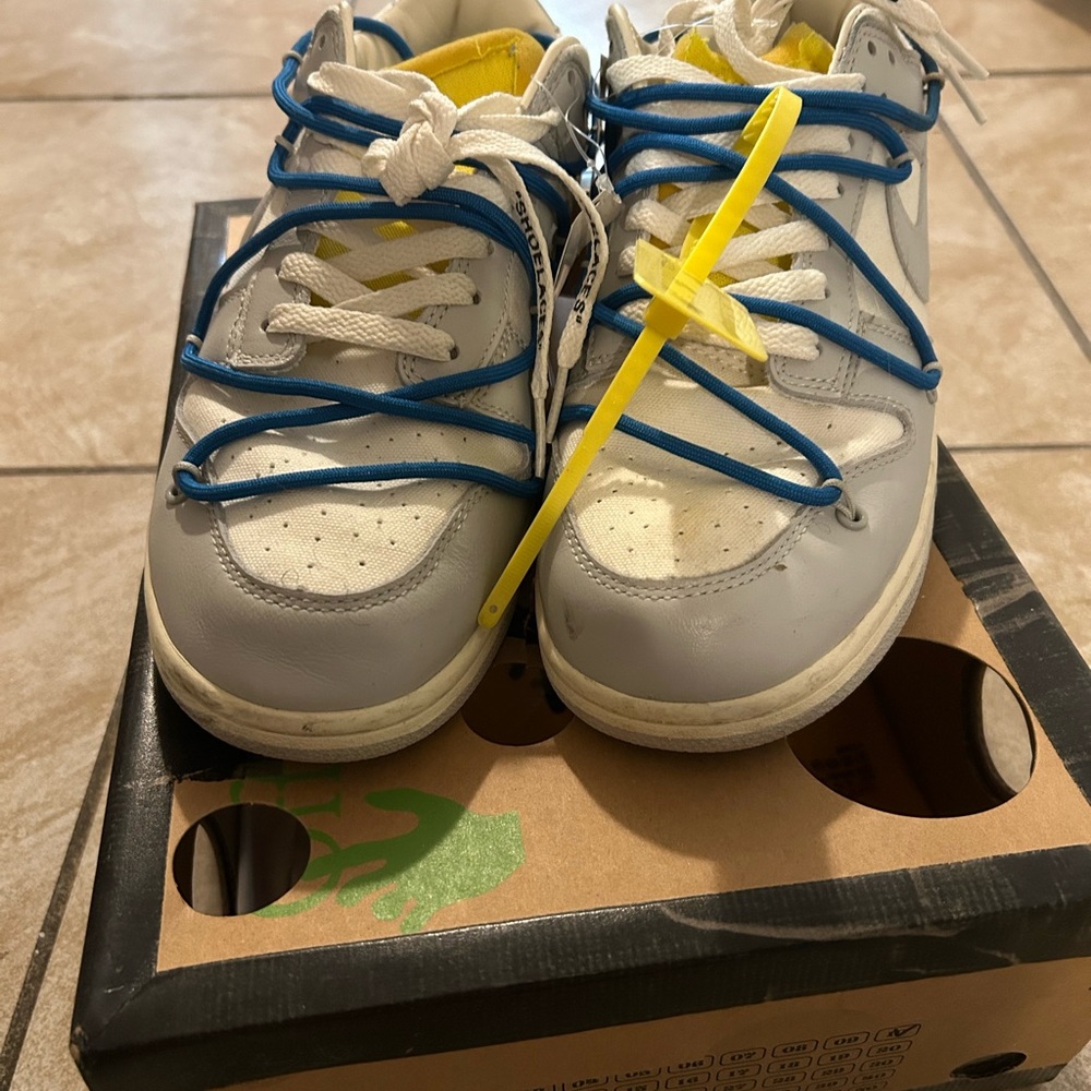 Nine dunk low off white lemon yellow